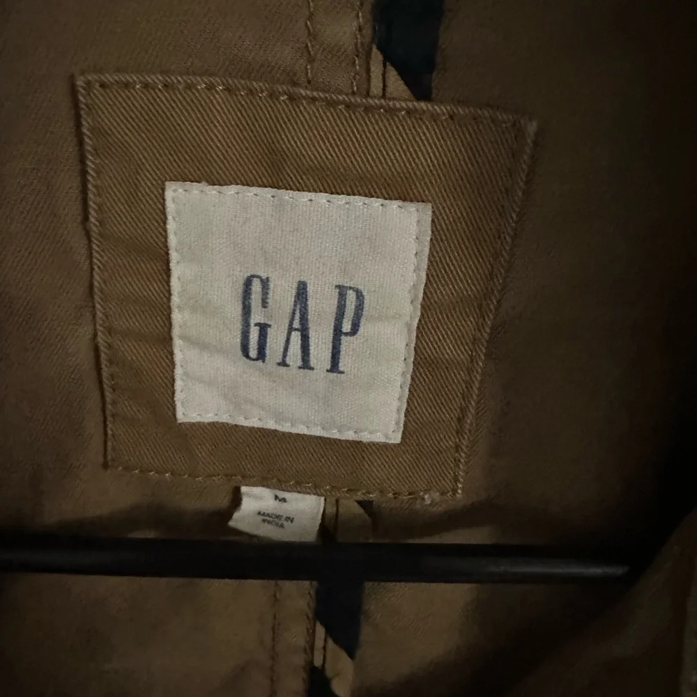 GAP Jacket - Picture 2 of 5